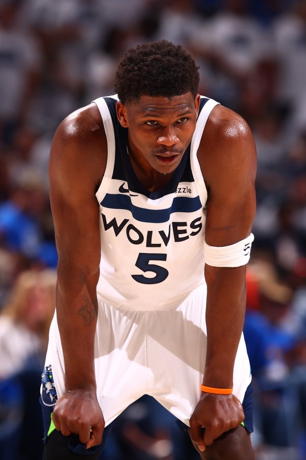 Timberwolves GM: Tỷ lệ mỡ cơ thể của Huazi giảm xuống 3,5%, với 3.600 bức ảnh trong hai tháng