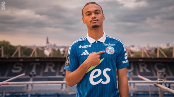 Phóng viên: Tiền đạo Strasbourg Seku Mala sắp tham gia Aussel theo mượn