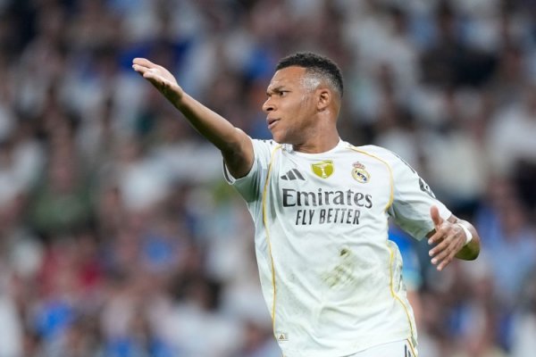 Trạng thái đã đầy! Mbappe gh